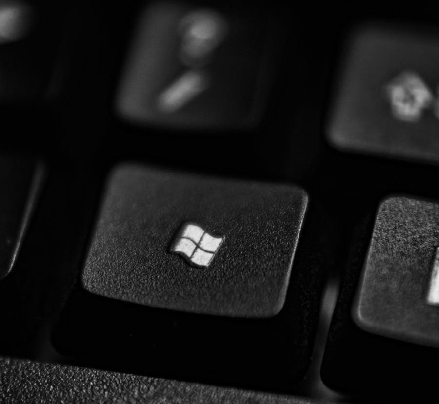 keyboard with windows key
